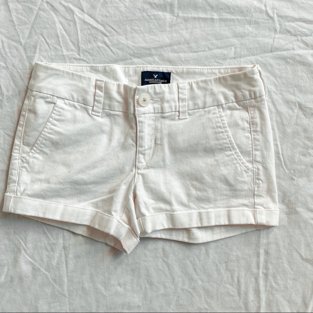American Eagle white shorts